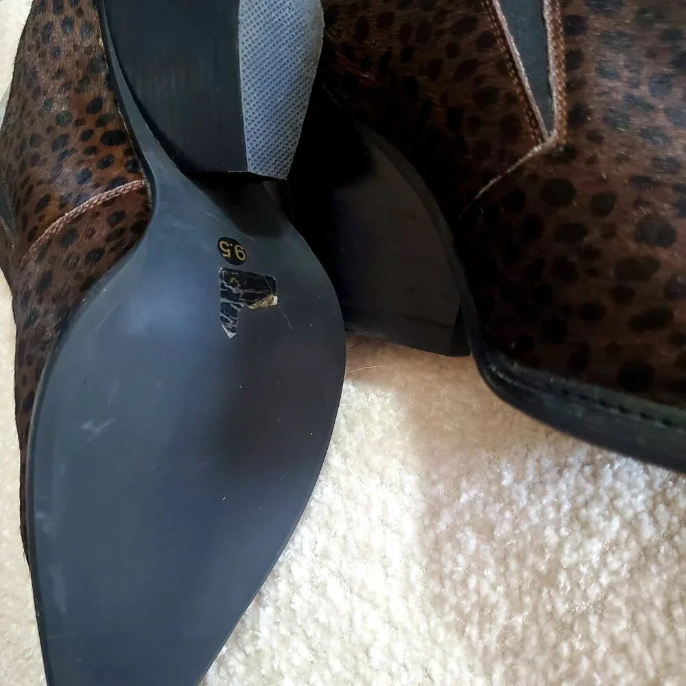 Jeffrey Campbell Leopard Pointed Toe Calf Hair Ankle Boots Size 9.5